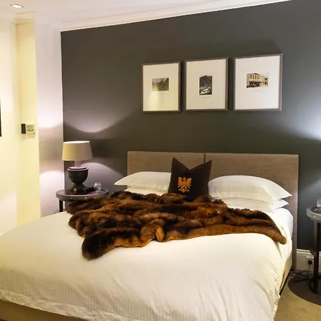Eichardt'S Private Hotel